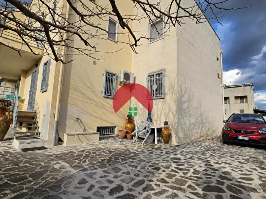 Immagine 1 di Appartamento in vendita  a Matera