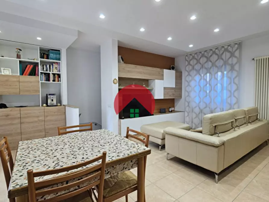 Immagine 5 di Appartamento in vendita  a Matera