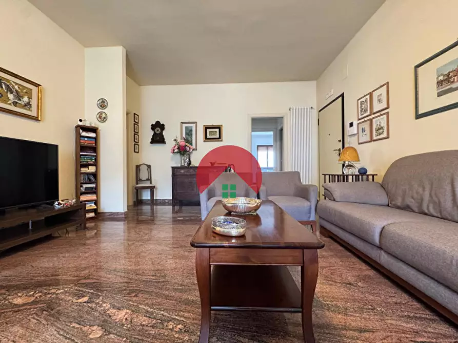 Immagine 5 di Appartamento in vendita  a Matera