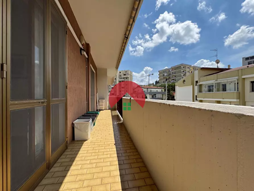 Immagine 15 di Appartamento in vendita  a Matera