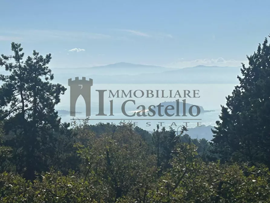 Immagine 1 di Casa indipendente in vendita  a Tuoro Sul Trasimeno