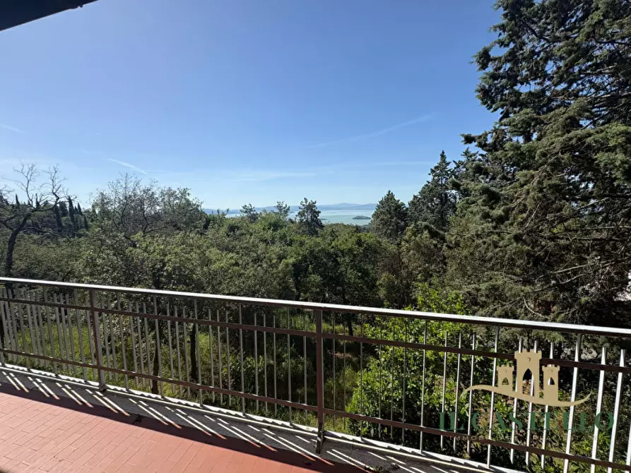 Immagine 4 di Casa indipendente in vendita  a Tuoro Sul Trasimeno