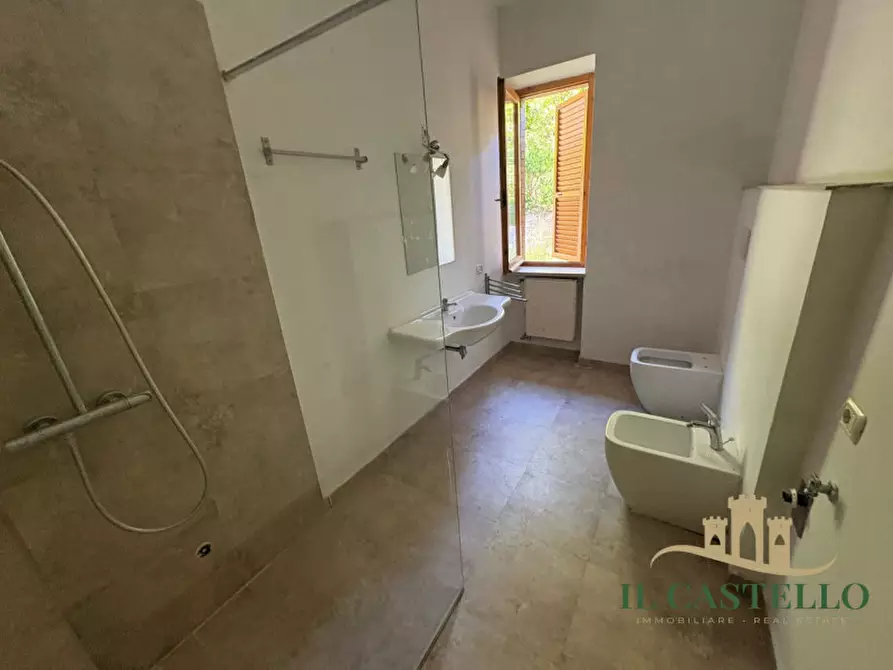 Immagine 15 di Casa indipendente in vendita  a Tuoro Sul Trasimeno
