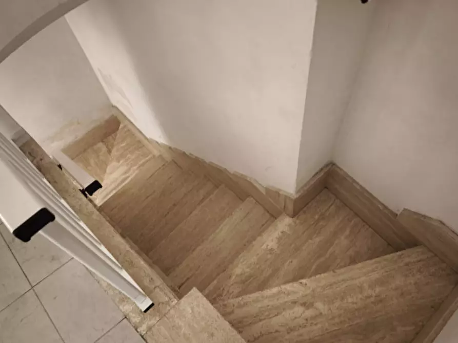 Immagine 21 di Villetta a schiera in vendita  in Piazza Ignazio Ciaia a Fasano