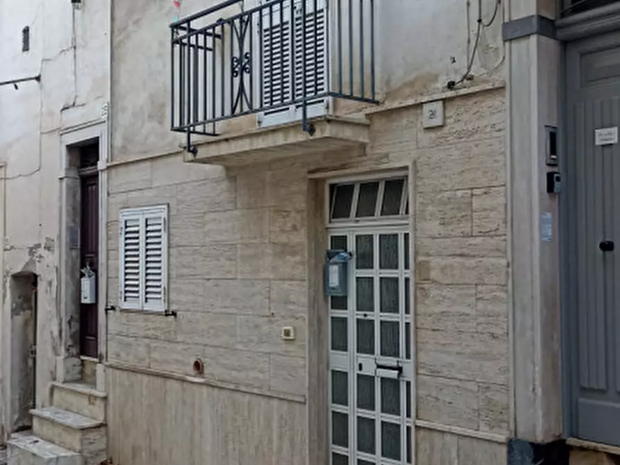 Immagine 31 di Villetta a schiera in vendita  in Piazza Ignazio Ciaia a Fasano