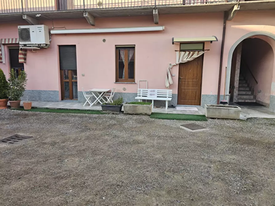 Immagine 1 di Appartamento in vendita  in Via Stradella del Pane 26 a Arconate