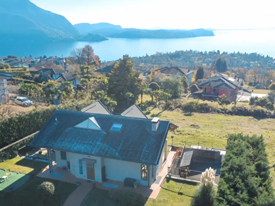 Immagine 1 di Villa in vendita  in nuova intra premeno 80 a Arizzano