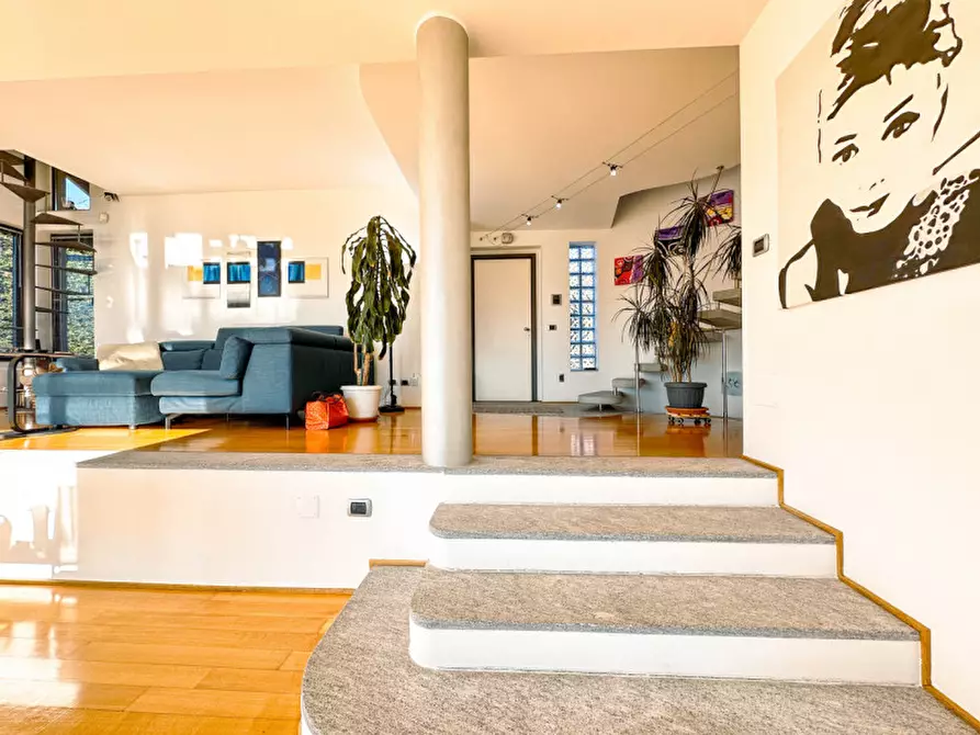 Immagine 8 di Villa in vendita  in nuova intra premeno 80 a Arizzano