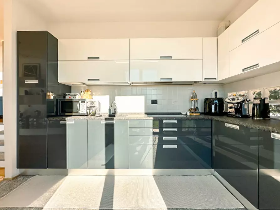 Immagine 15 di Villa in vendita  in nuova intra premeno 80 a Arizzano