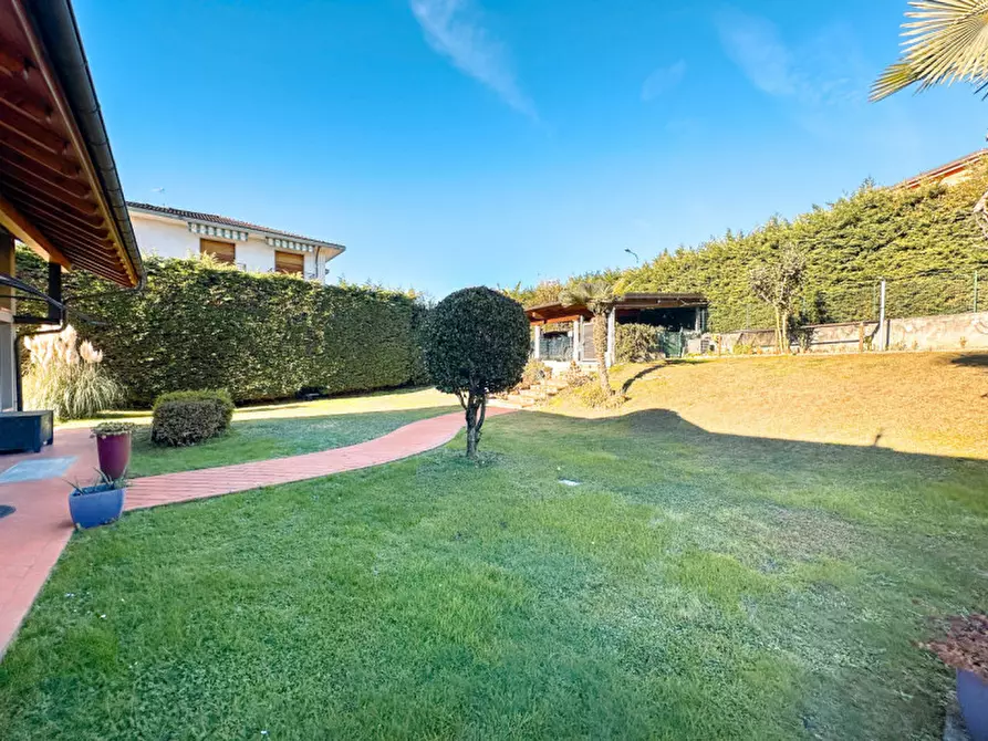 Immagine 59 di Villa in vendita  in nuova intra premeno 80 a Arizzano