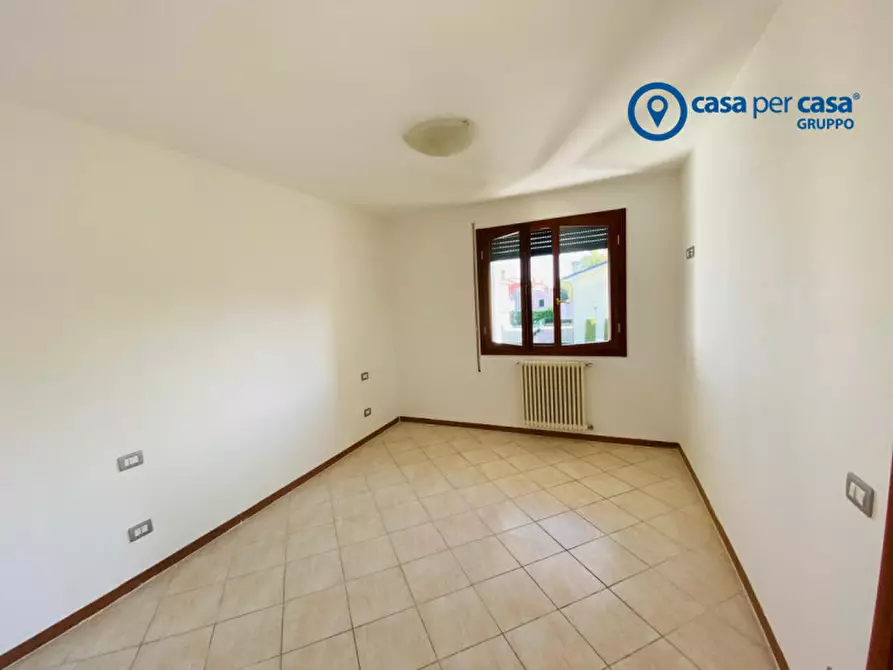 Immagine 10 di Appartamento in vendita  in Via Vittorio Veneto a Ospedaletto Euganeo