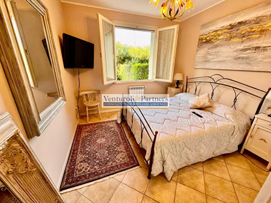 Immagine 4 di Appartamento in vendita  in Via Pieve Vecchia a Manerba Del Garda