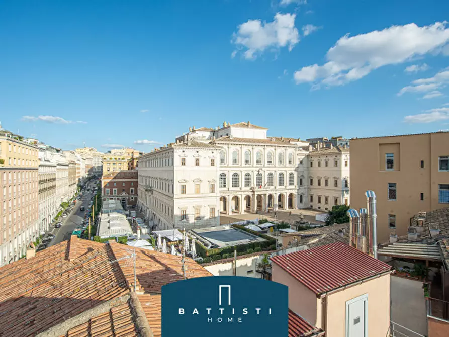 Immagine 7 di Attico in affitto  in Piazza Barberini a Roma