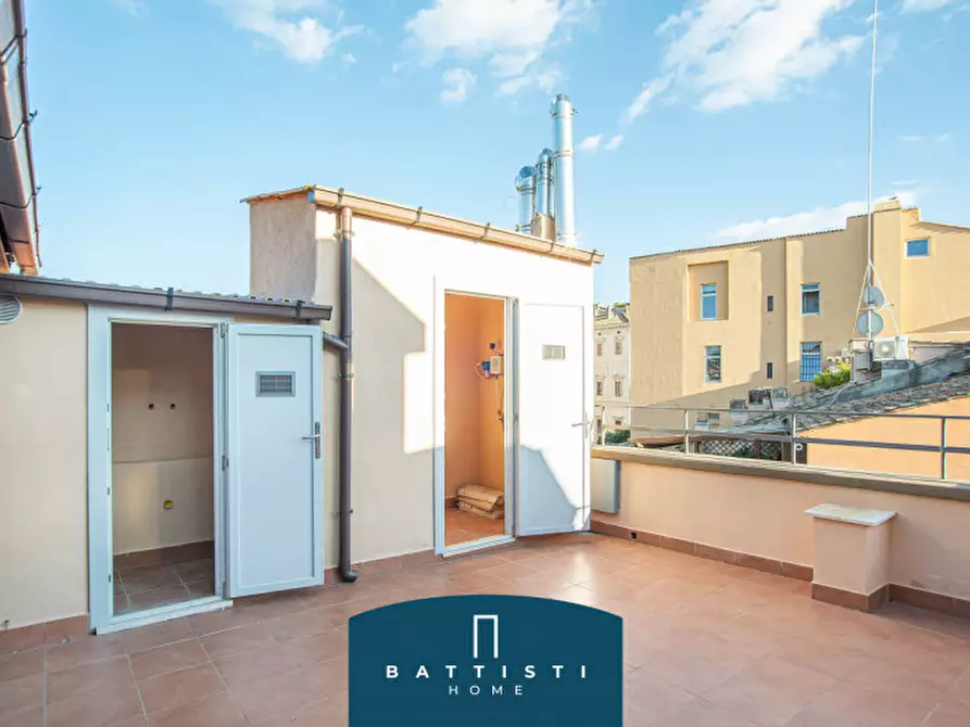 Immagine 34 di Attico in affitto  in Piazza Barberini a Roma