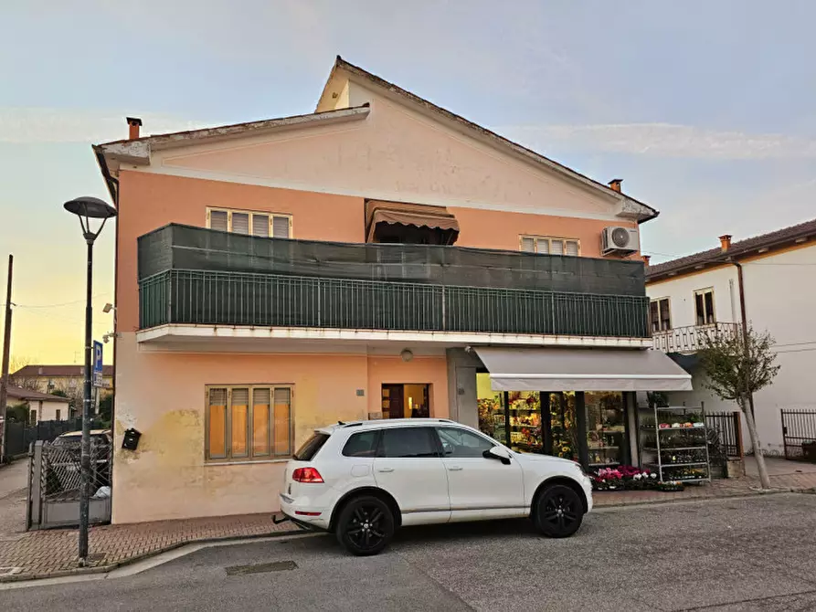 Immagine 2 di Casa indipendente in vendita  in VIA IV NOVEMBRE a Ospedaletto Euganeo