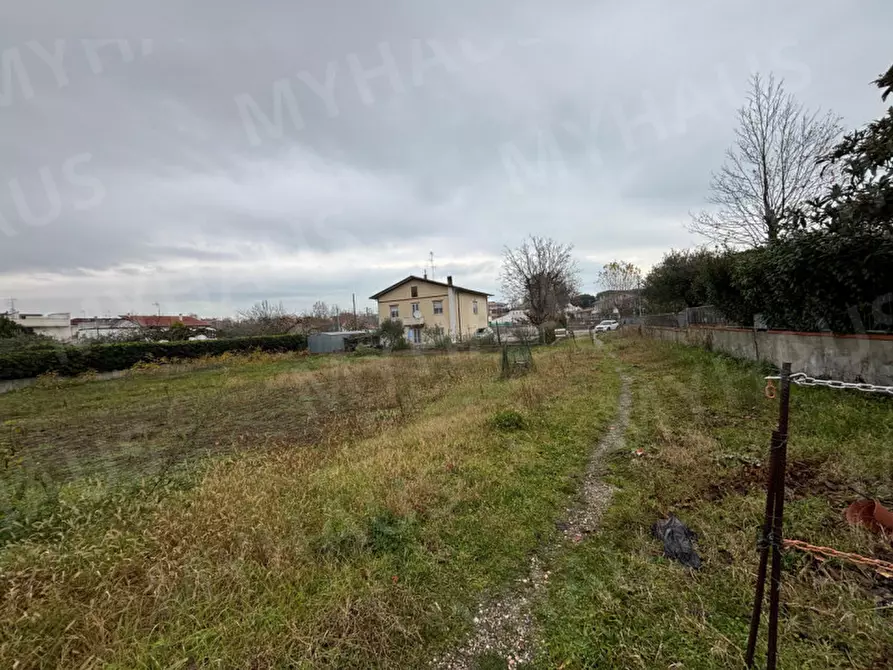 Immagine 6 di Terreno in vendita  in Via Acquario, 51 a Cesenatico