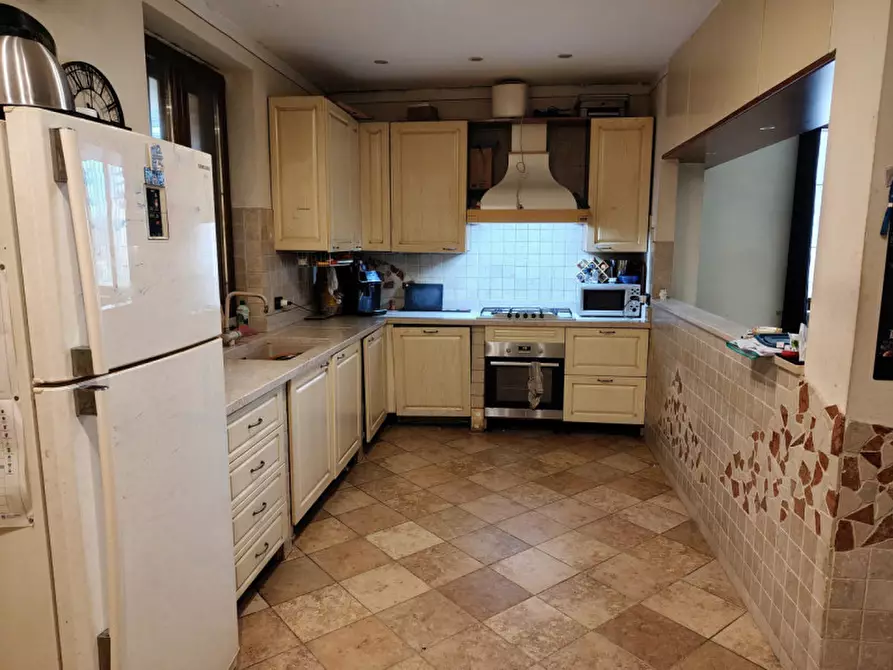 Immagine 6 di Appartamento in vendita  in Via Giuseppe Mazzini a Rezzato