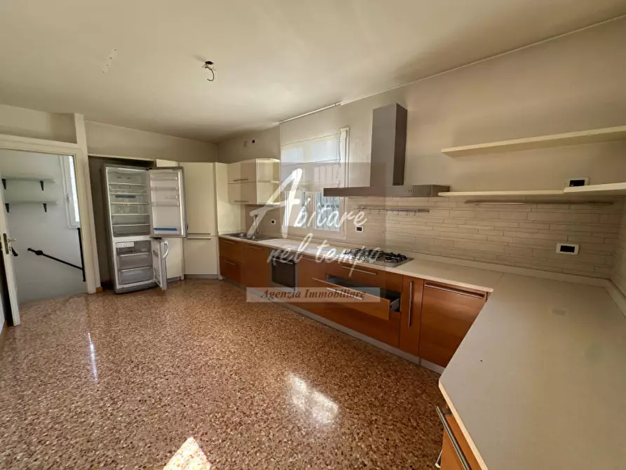 Immagine 3 di Villa in vendita  in VIA SALCE GIOVANNI 2 a Padova