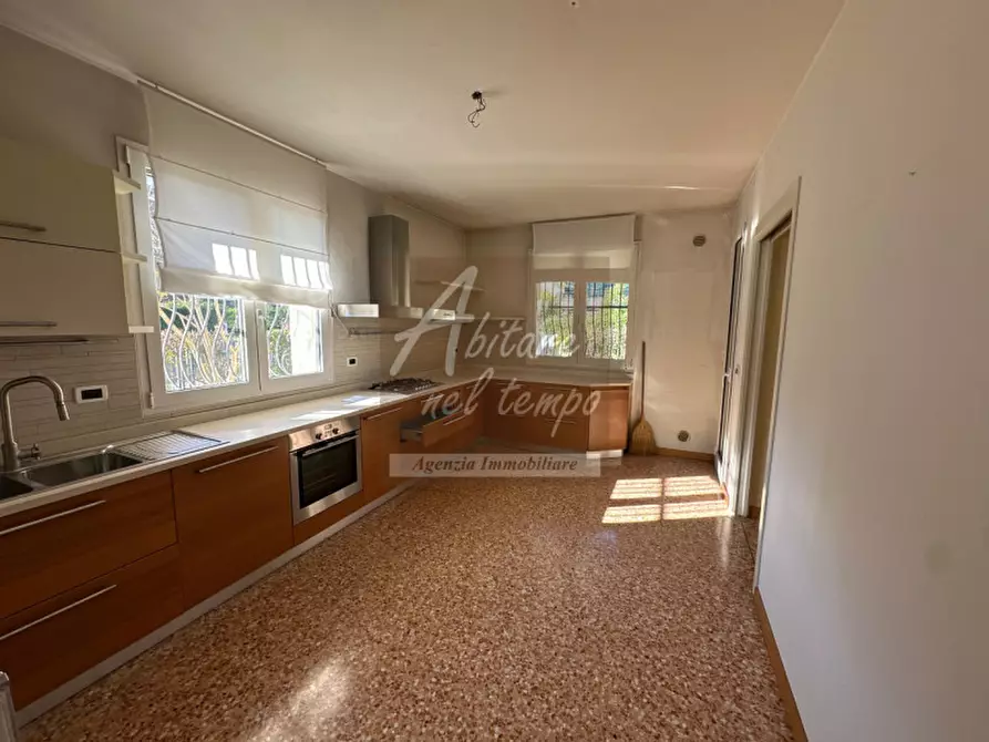 Immagine 4 di Villa in vendita  in VIA SALCE GIOVANNI 2 a Padova