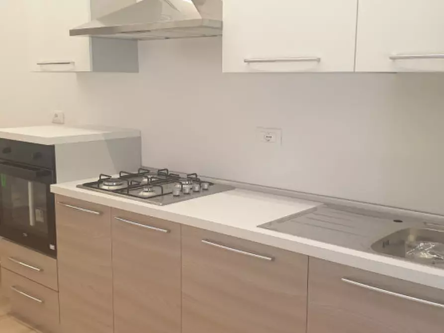 Immagine 7 di Appartamento in affitto  in via Pr.Umberto a Este