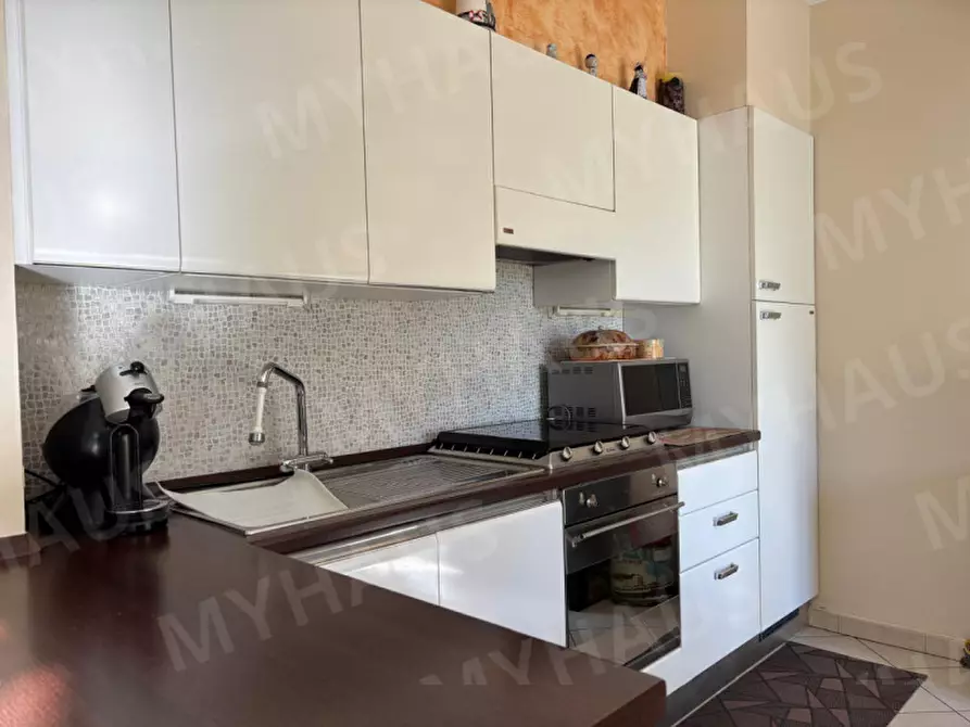 Immagine 3 di Appartamento in vendita  in Viale Adamo Arcangeli, 30 a Cesenatico