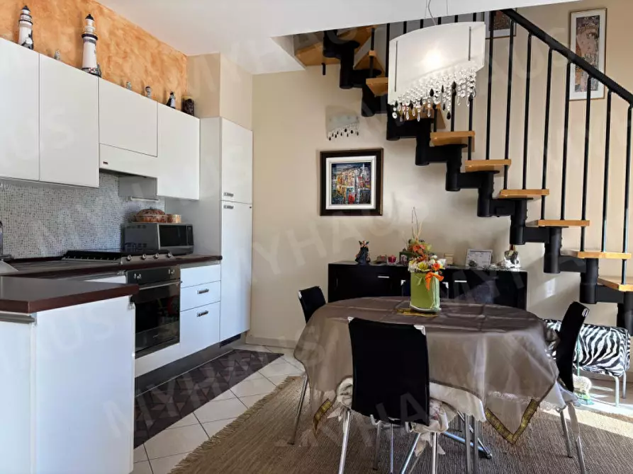 Immagine 8 di Appartamento in vendita  in Viale Adamo Arcangeli, 30 a Cesenatico