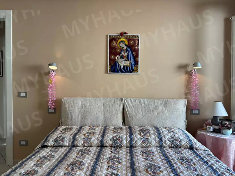 Immagine 15 di Appartamento in vendita  in Viale Adamo Arcangeli, 30 a Cesenatico