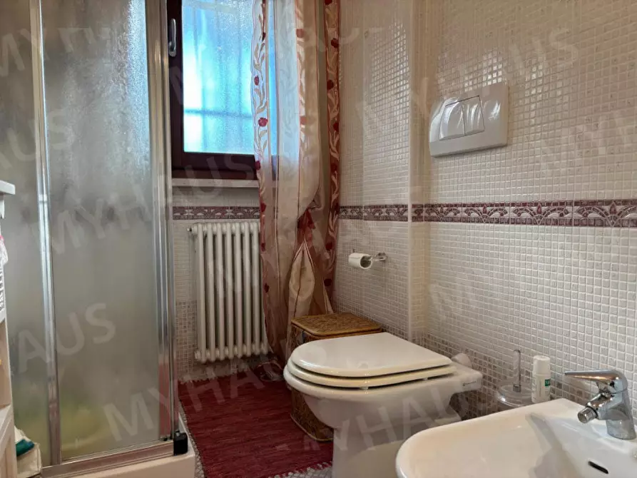 Immagine 25 di Appartamento in vendita  in Viale Adamo Arcangeli, 30 a Cesenatico