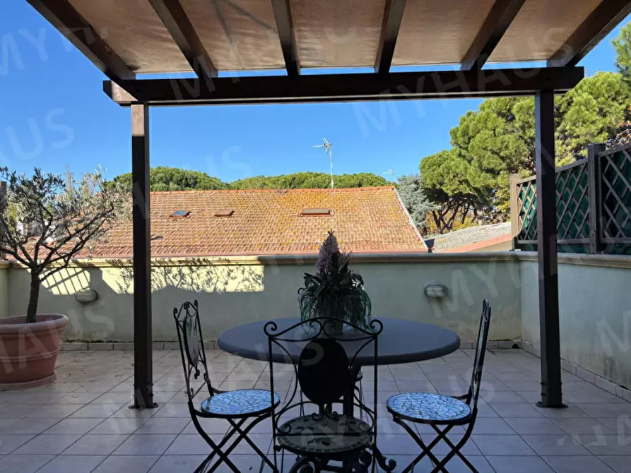 Immagine 28 di Appartamento in vendita  in Viale Adamo Arcangeli, 30 a Cesenatico