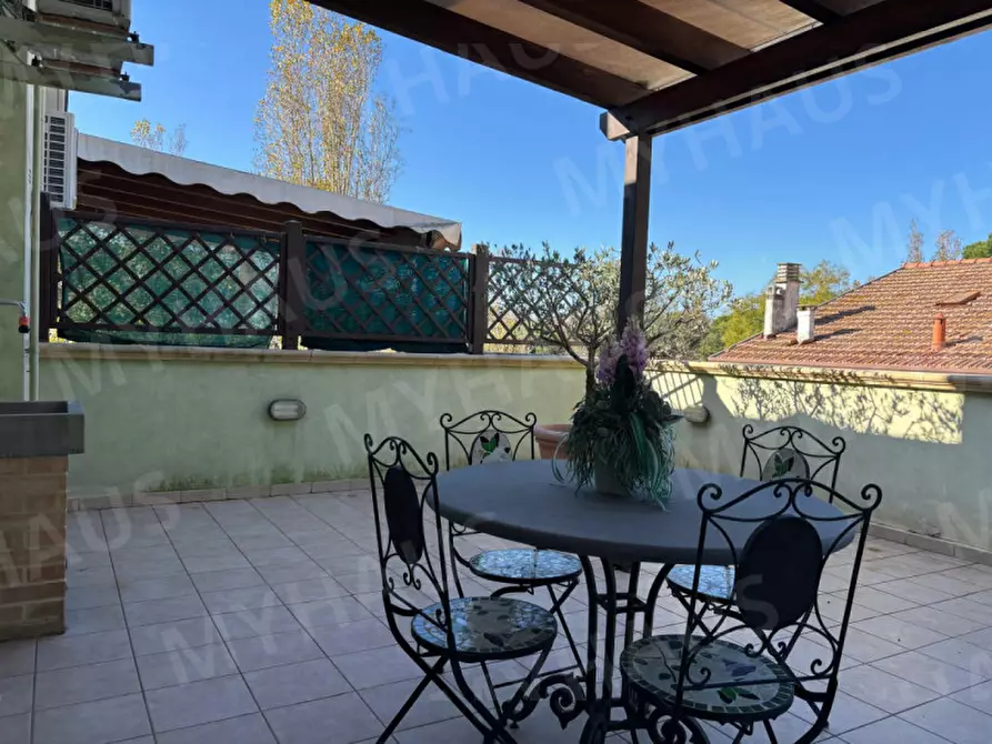 Immagine 33 di Appartamento in vendita  in Viale Adamo Arcangeli, 30 a Cesenatico