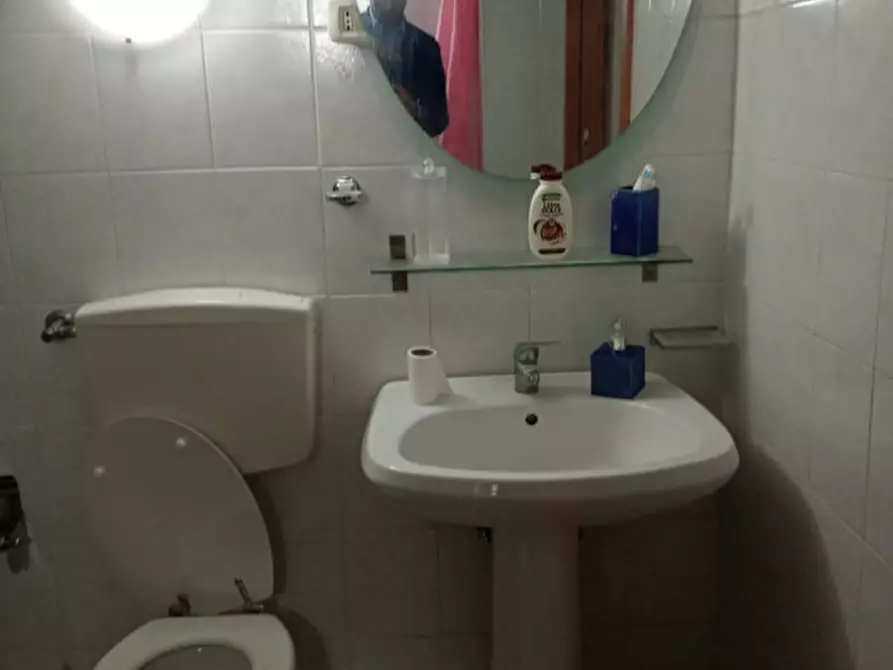 Immagine 36 di Appartamento in affitto  in via Tribunali 135 a Napoli