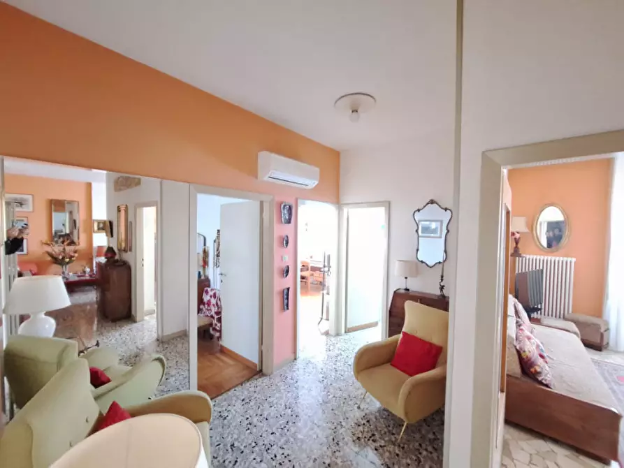 Immagine 6 di Appartamento in vendita  in Corso del Popolo a Rovigo