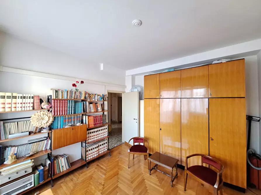 Immagine 11 di Appartamento in vendita  in Corso del Popolo a Rovigo