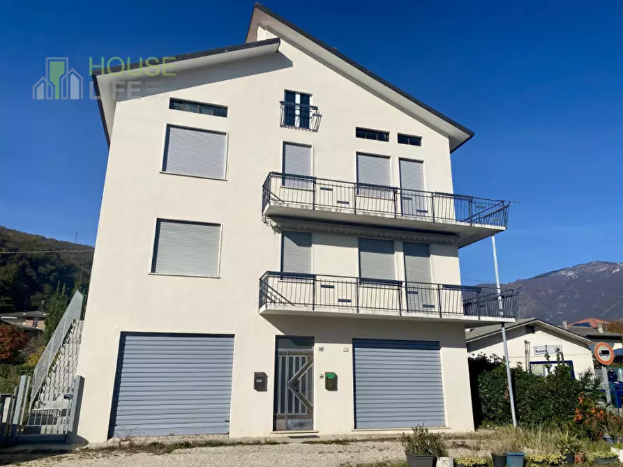 Immagine 1 di Casa bifamiliare in vendita  in via Gorizia a Piovene Rocchette