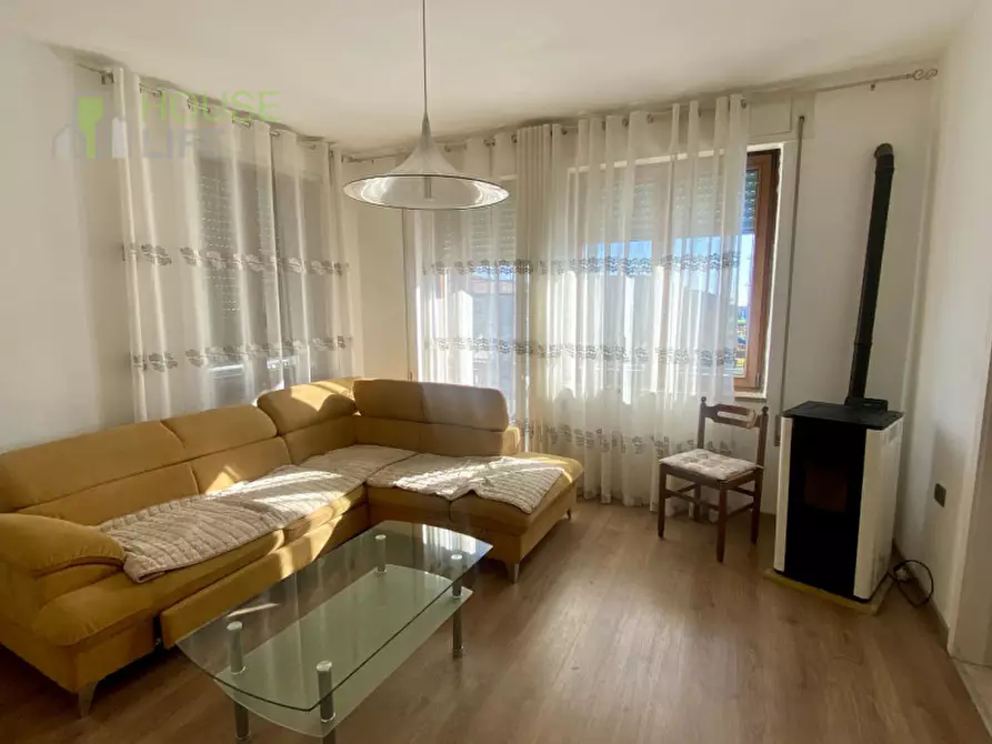 Immagine 4 di Casa bifamiliare in vendita  in via Gorizia a Piovene Rocchette