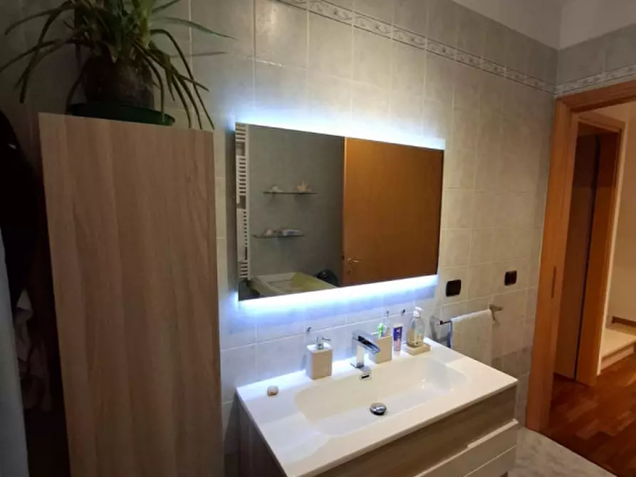 Immagine 21 di Villetta a schiera in vendita  a Due Carrare