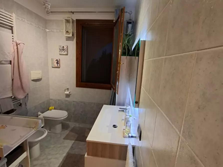 Immagine 22 di Villetta a schiera in vendita  a Due Carrare