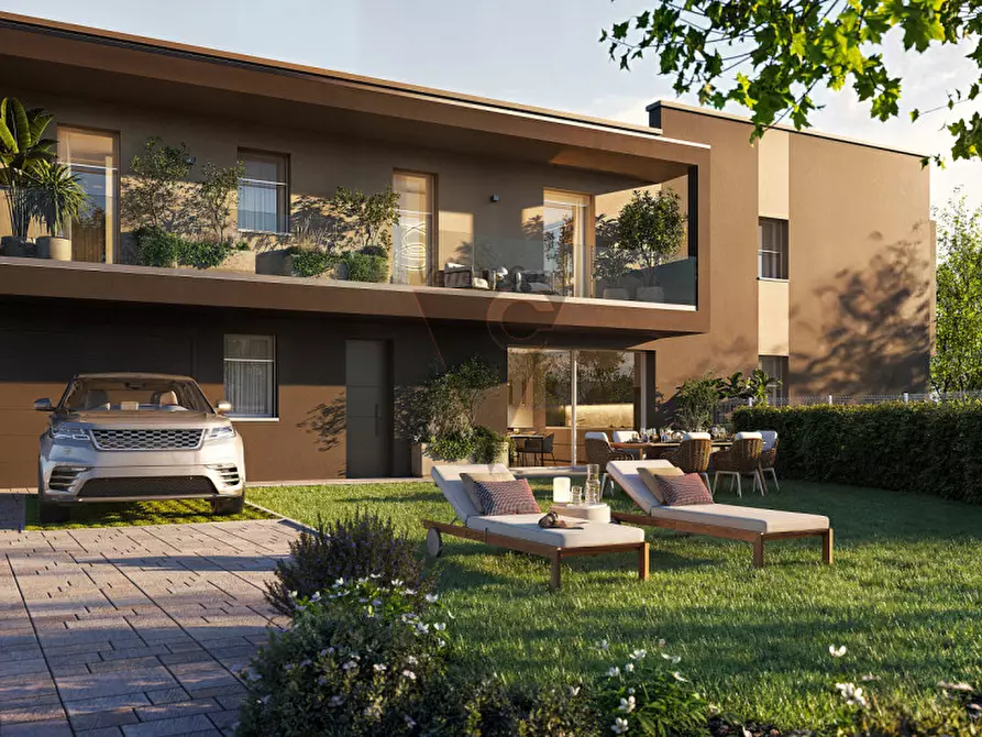 Immagine 4 di Casa quadrifamiliare in vendita  in Via Primo Zancato Garibaldino a Fosso'