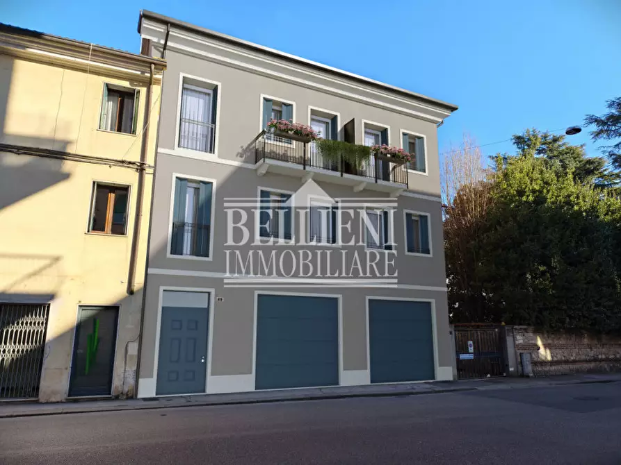 Immagine 11 di Appartamento in vendita  in via morellato a Vicenza