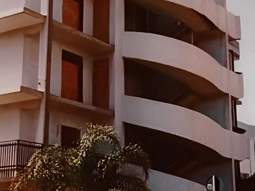 Immagine 9 di Appartamento in vendita  in Via Albinoni a Gela