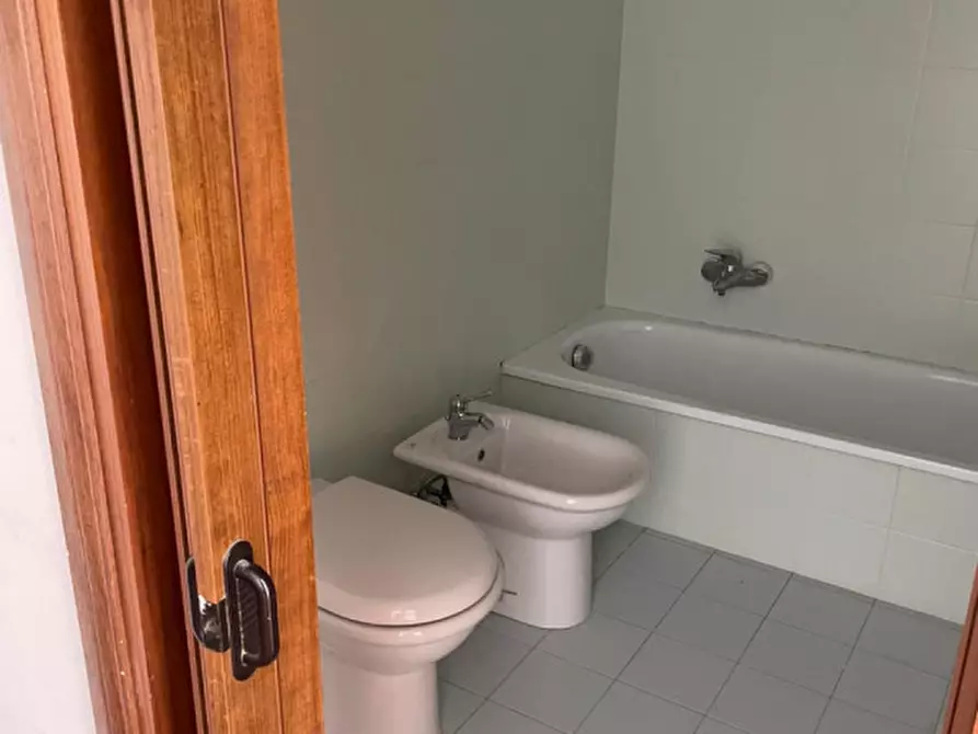 Immagine 17 di Appartamento in vendita  in Viale Europa a Vicenza