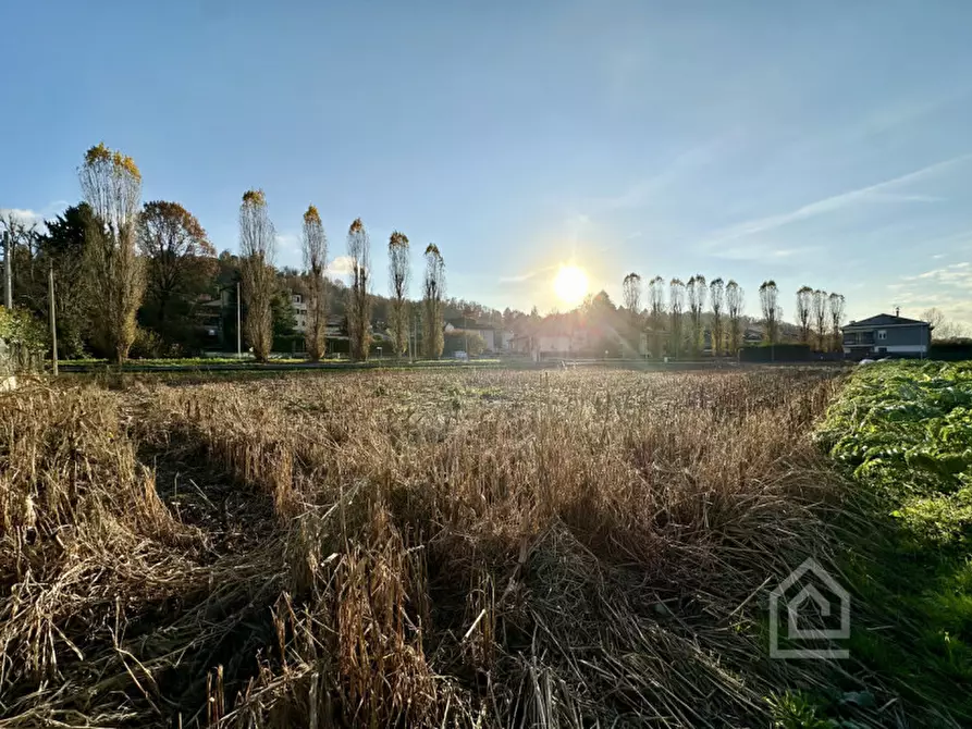 Immagine 11 di Terreno in vendita  in Via Cristoforo Colombo a Castiglione Torinese