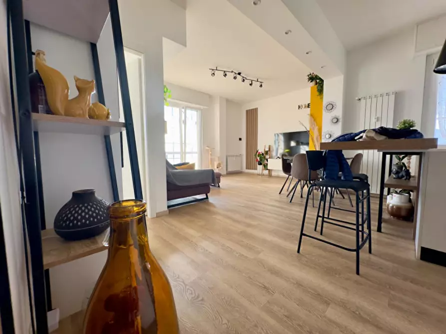 Immagine 6 di Appartamento in vendita  in via Nizza a Savona