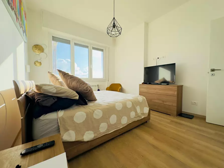 Immagine 13 di Appartamento in vendita  in via Nizza a Savona