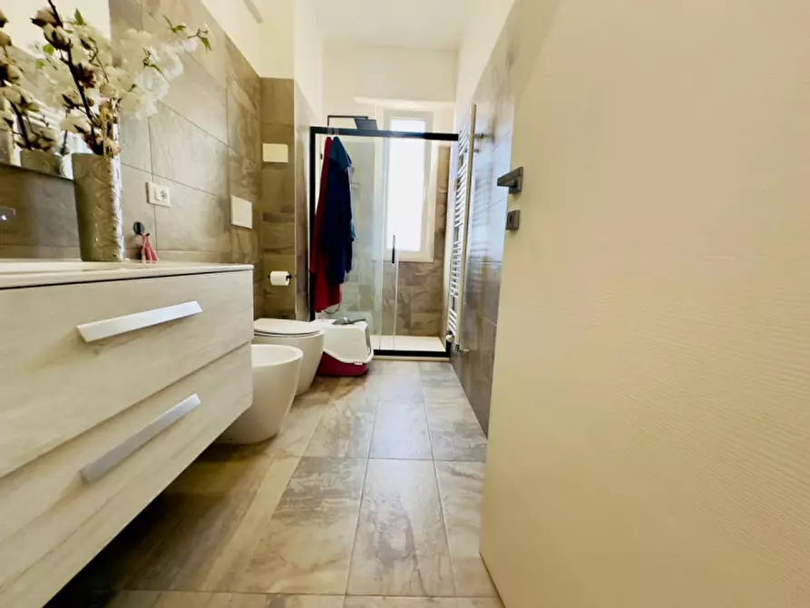 Immagine 15 di Appartamento in vendita  in via Nizza a Savona