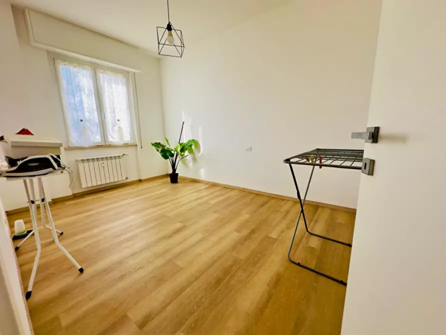 Immagine 17 di Appartamento in vendita  in via Nizza a Savona