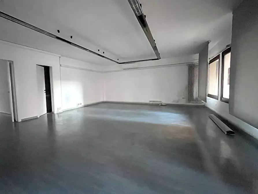 Immagine 2 di Ufficio in affitto  in Corso Del Popolo, 314 a Rovigo