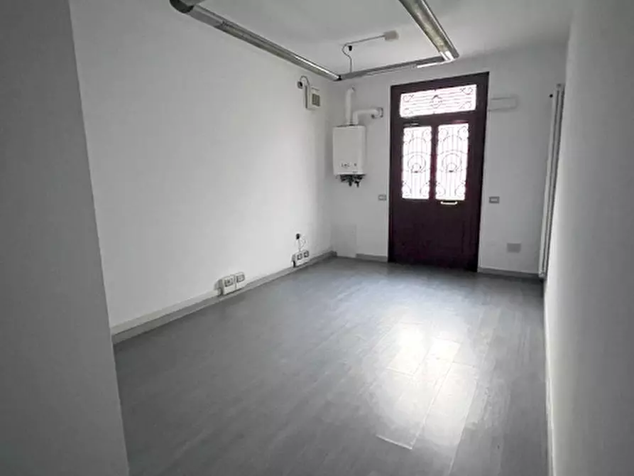 Immagine 3 di Ufficio in affitto  in Corso Del Popolo, 314 a Rovigo