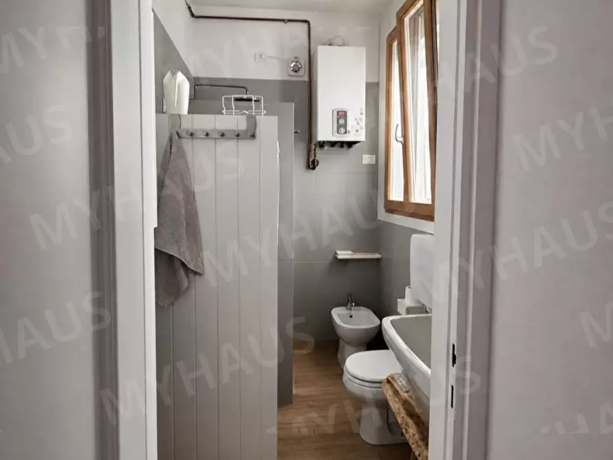 Immagine 7 di Appartamento in vendita  in VIA ARISTOTELE, 68 a Cesenatico
