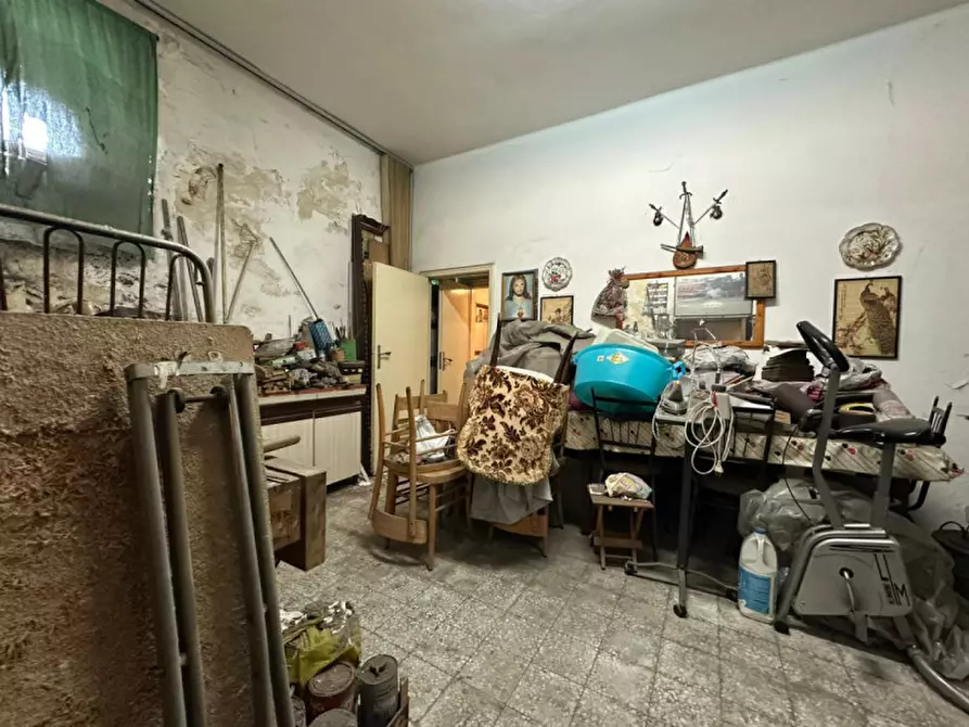 Immagine 6 di Magazzino in vendita  a Matera